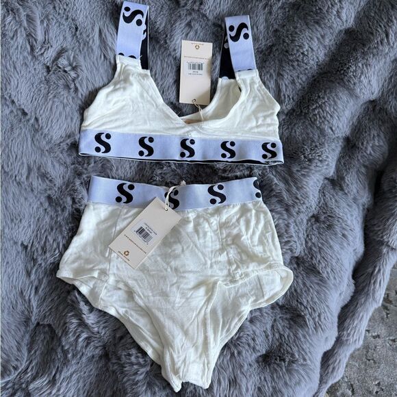 Logo Elastic bra and panties in beige size XS - Picture 3 of 3